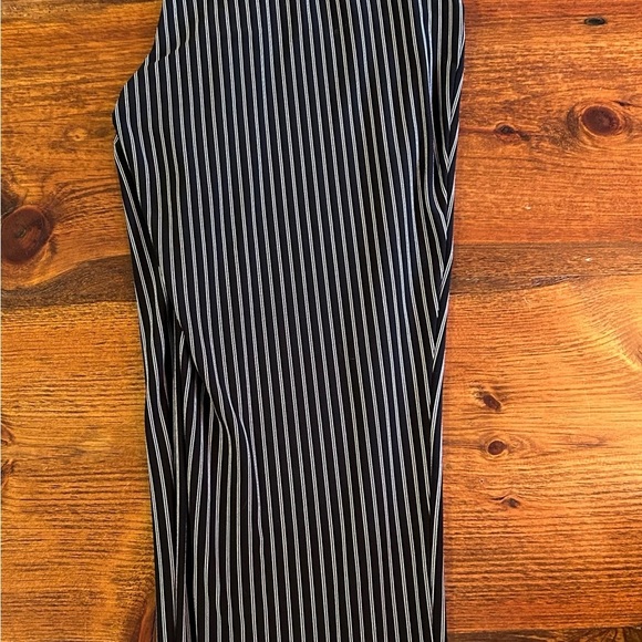 Ladies spandex/polyester blend pants with elastic waist - Picture 4 of 4